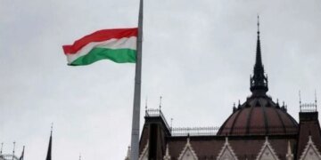 Венгрия блокирует украинский агроимпорт и жалуется на «военный психоз Брюсселя»