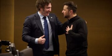 Зеленский пригласил президента Аргентины в Украину