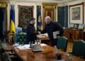 Киев готовит новые оборонные соглашения с партнерами. Подписано соглашение о совместном предприятии с компанией из США по производству дронов-перехватчиков.