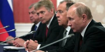 Новый признак войны между Путиным и Лавровым: министра не пустили на важные переговоры