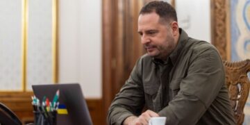 Axios: Ермак ушел в отставку за день до ключевой встречи с командой Трампа