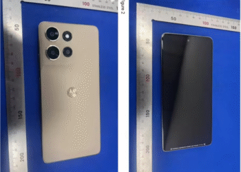 Відомий інсайдер показав на фото дизайн нового Moto G Power: що змінилося