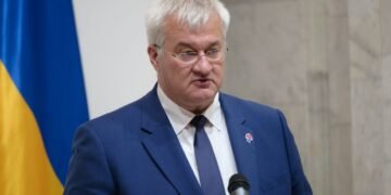 Сибига заверил партнеров: всех причастных к коррупционным схемам привлекут к ответственности