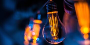 Отключений станет меньше:  в “Укрэнерго” дали новый прогноз по свету