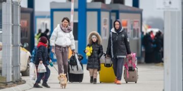 Сколько европейские страны потратили на поддержку украинских беженцев в Европе?