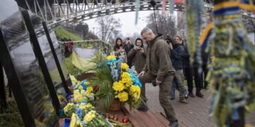 Кличко в годовщину Майдана почтил память Героев Небесной Сотни