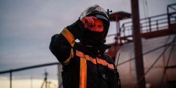 Дроны, “Кинжалы” и залпы баллистикой по Киеву: главное об атаке РФ на Украину