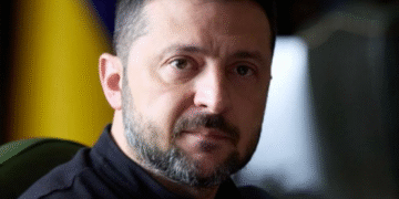 Україна стоїть перед тяжким вибором: Володимир Зеленський звернувся до громадян, – ВІДЕО