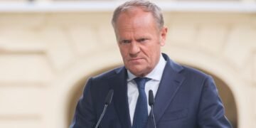 Туск о коррупционном скандале в Украине: это усложняет поддержку в войне