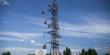 Цепь долгов разрушает энергорынок и отпугивает инвесторов, – эксперт