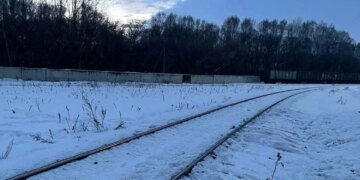 В двох областях рф сталися вибухи на залізниці: знищено склади з ПММ, пошкоджено залізничне полотно