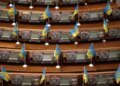 Парламент переписывает языковые нормы: в Украине официально обновили перечень языков под защитой