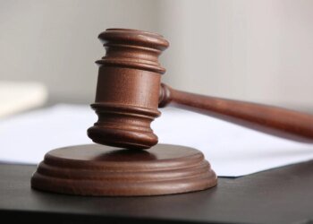 Причетні до обстрілу черги за хлібом та вбивства 20 людей у Чернігові: справу трьох російських командирів передали до суду