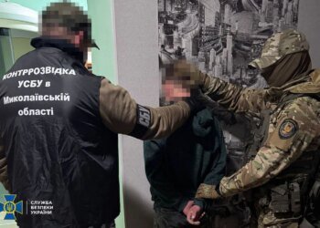 Намагався підірвати авто з українськими воїнами у Миколаєві: затримано 20-річного агент фсб