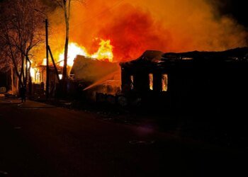 росія атакувала Новгород-Сіверський: пошкоджені будинки, відділок поліції, медколедж, загинула людина