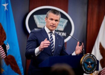 Пентагон вивчає застосування автономних систем озброєнь в Україні для майбутніх операцій – Гегсет