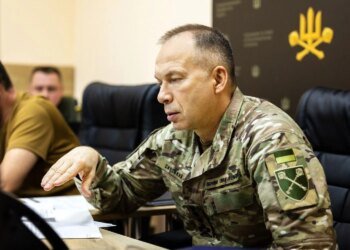 Безпілотні системи забезпечують до 60% уражень ворога, нарощуємо масштаби їх застосування – Сирський