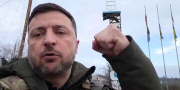 Зеленский побывал на Купянском направлении, записал ВИДЕО у полуразрушенной стелы города