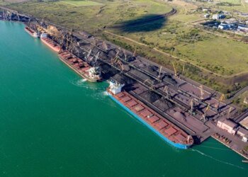 російські удари знеструмили залізничні ділянки на під'їздах до порту Південний