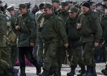 Россия собирает армию не для войны в Украине: 300 тысяч солдат уже стоят у границ НАТО