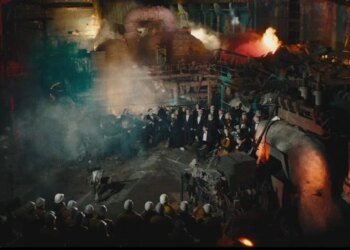 "Світло тримається": на зруйнованій росіянами ТЕС виконали "Щедрик"