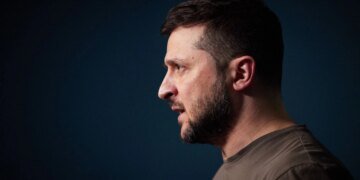 "Стоїмо там, де стоїмо" – Зеленський про питання територій у мирній угоді