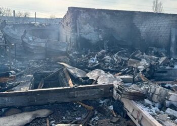 В Херсоне в результате российского удара дроном ранены два человека