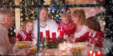 Даже в самые темные времена свет внутри нас не победить. С Рождеством!