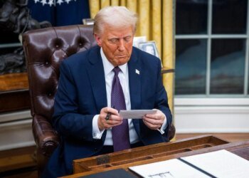 путін серйозно ставиться до мирної угоди, але вибухи тривають з обох боків – Трамп