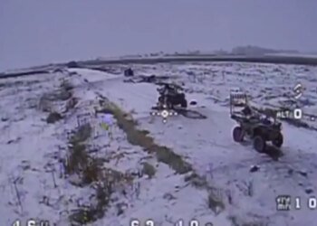 Не перешли Рубикон: бойцы уничтожили колонну квадроциклов, которая остановилась перед мостом