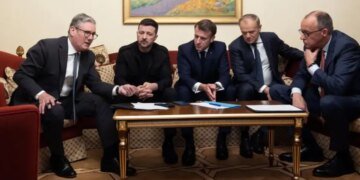 Лидеры Европы провели срочные переговоры по Украине из-за угроз Кремля, – Вloomberg