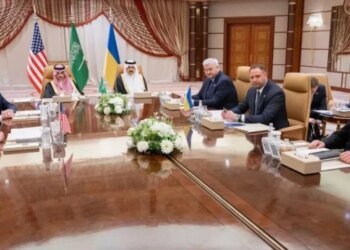 Прорыв на переговорах: когда Киев решил  заморозить войну, хотя и с двумя условиями