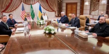 Прорыв на переговорах: когда Киев решил  заморозить войну, хотя и с двумя условиями