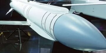 Найнебезпечніші години для Києва: дрони та стратегічні літаки у повітрі