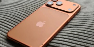 Революції не буде? Apple розчарувала фанатів новинами про дизайн майбутнього iPhone 18 Pro