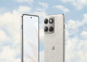 Motorola прикрасила Edge 70 справжніми кристалами: що відомо про спецверсію