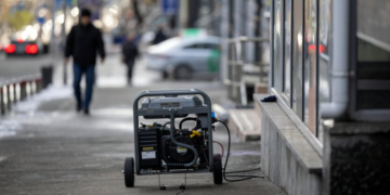 Украинцам назвали главные правила использования генератора