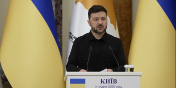 Умеров вылетел в США: Зеленский рассказал о продолжении коммуникации с командой Трампа