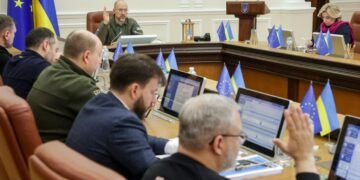 Потянет ли отставка Ермака кадровые перестановки в Кабмине: что говорят источники