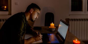 Массовые отключения света продолжатся: Укрэнерго сделало заявление