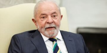 “Будет гуманитарная катастрофа”: президент Бразилии призвал США не вмешиваться в Венесуэлу