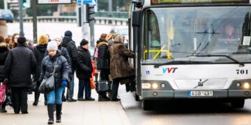 В стране ЕС изменили правила проезда в общественном транспорте для украинцев