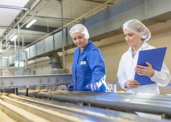 Бизнес в Украине развивает промышленные мощности: В Тернопольской области крупяной завод расширил ассортимент продукции, а на Волыни построят энергонезависимый птицеперерабатывающий комплекс.