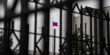 В ЕС продлили экономические санкции против России еще на полгода, а в США призвали арестовать российские танкеры.