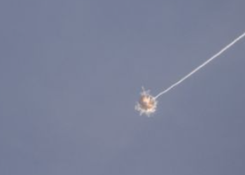 Ранкова небезпека в небі над Київщиною: що летить і звідки