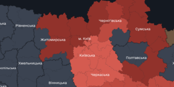 Підозрілі об’єкти над водоймою Київщини: ППО застерігає про небезпеку