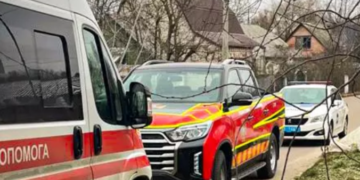 Будинок – смертельна пастка: на Київщині врятували жінку похилого віку