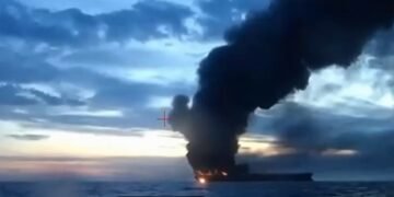 Трамп одобрил украинские удары по теневому флоту России, считая их инструментом давления на РФ.