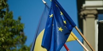 Особое условие: Украина хочет ускорить вступление в ЕС через мирное соглашение, – FT