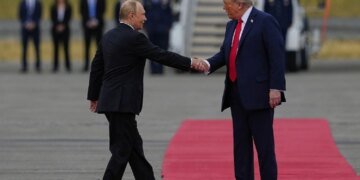 ISW: кремль маніпулює результатами саміту Трампа з путіним на Алясці для дезінформування світу